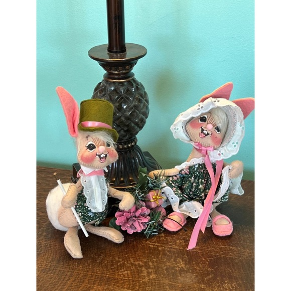 Annalee Easter Parade Posable Boy and Girl Bunny Rabbits 1998 - Picture 3 of 8
